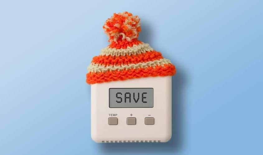 Thermostat mit gestrickter Haube